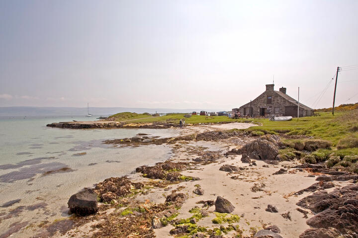 A Cheat Sheet To Our Favourite Scottish Isles, From Arran To Iona