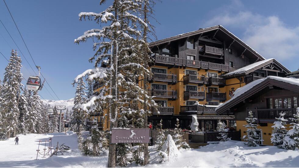 Cheval Blanc, Courchevel, Exterior