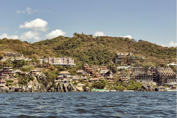 Destination Inspiration: Zihuatanejo, Mexico