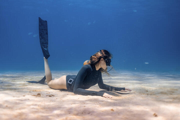 Freediving Menorca’s Deep-Blue Depths with Katharina Khadjavi