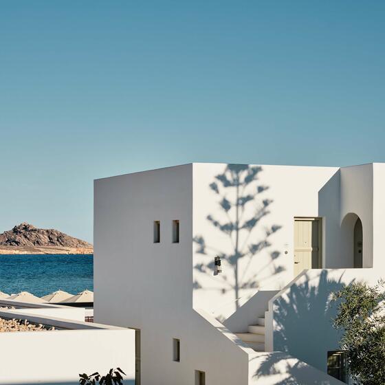 Cosme, Paros