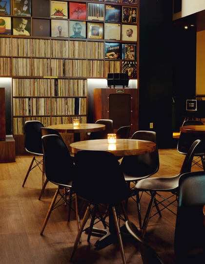 Interior, Bar Shiru, Oakland, California, USA