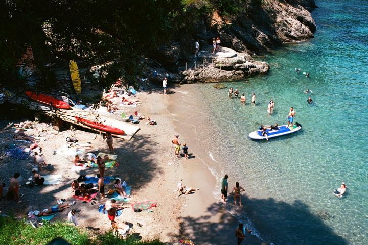 Rediscovering Slim Aarons’ La Dolce Vita in Portofino