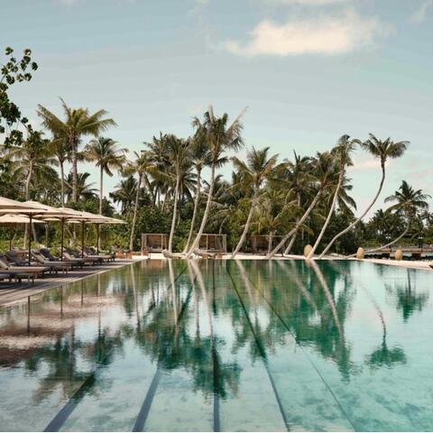 Patina Hotel, Maldives